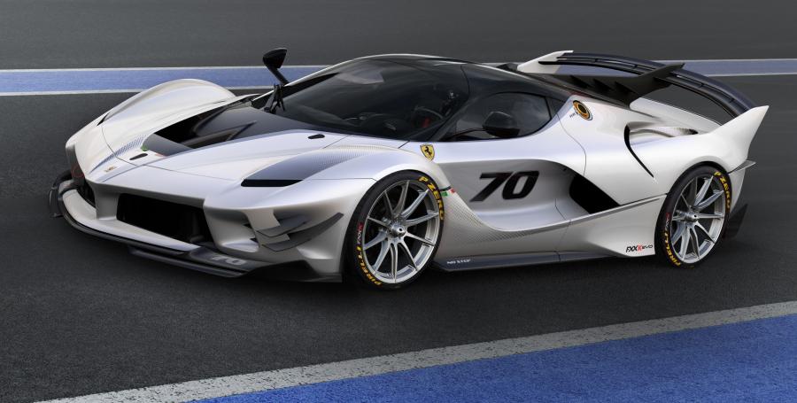  Ferrari FXX-K Evo 2018 года  (фото 6 из 23)
